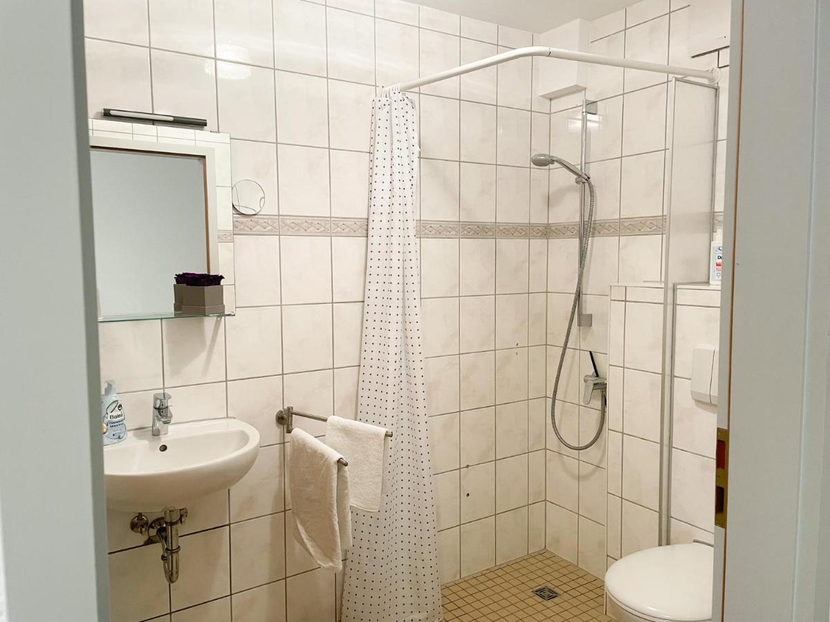Ferienzimmer Adalonia Ξενοδοχείο Γκράιφσβαλντ Εξωτερικό φωτογραφία